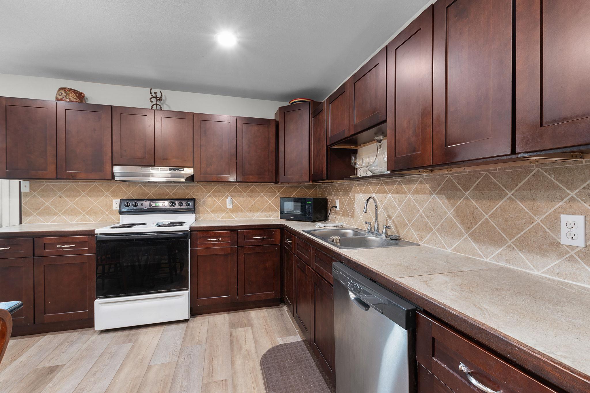 211 Crestview Burnet TX 78611