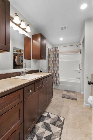 211 Crestview Burnet TX 78611