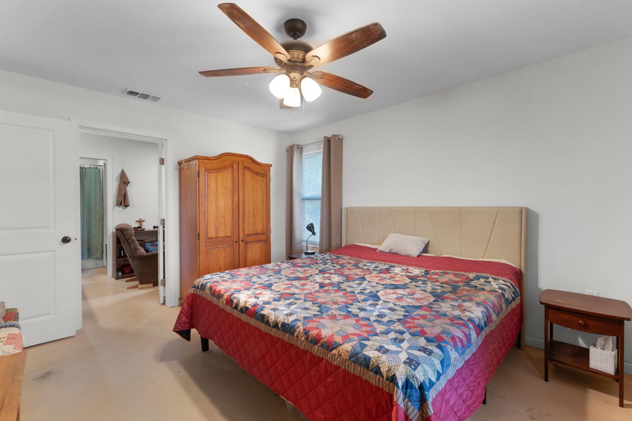 211 Crestview Burnet TX 78611