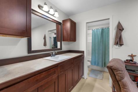 211 Crestview Burnet TX 78611