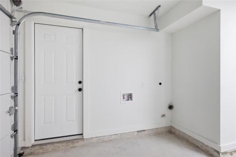5804 Avery Island Avenue Austin TX 78727