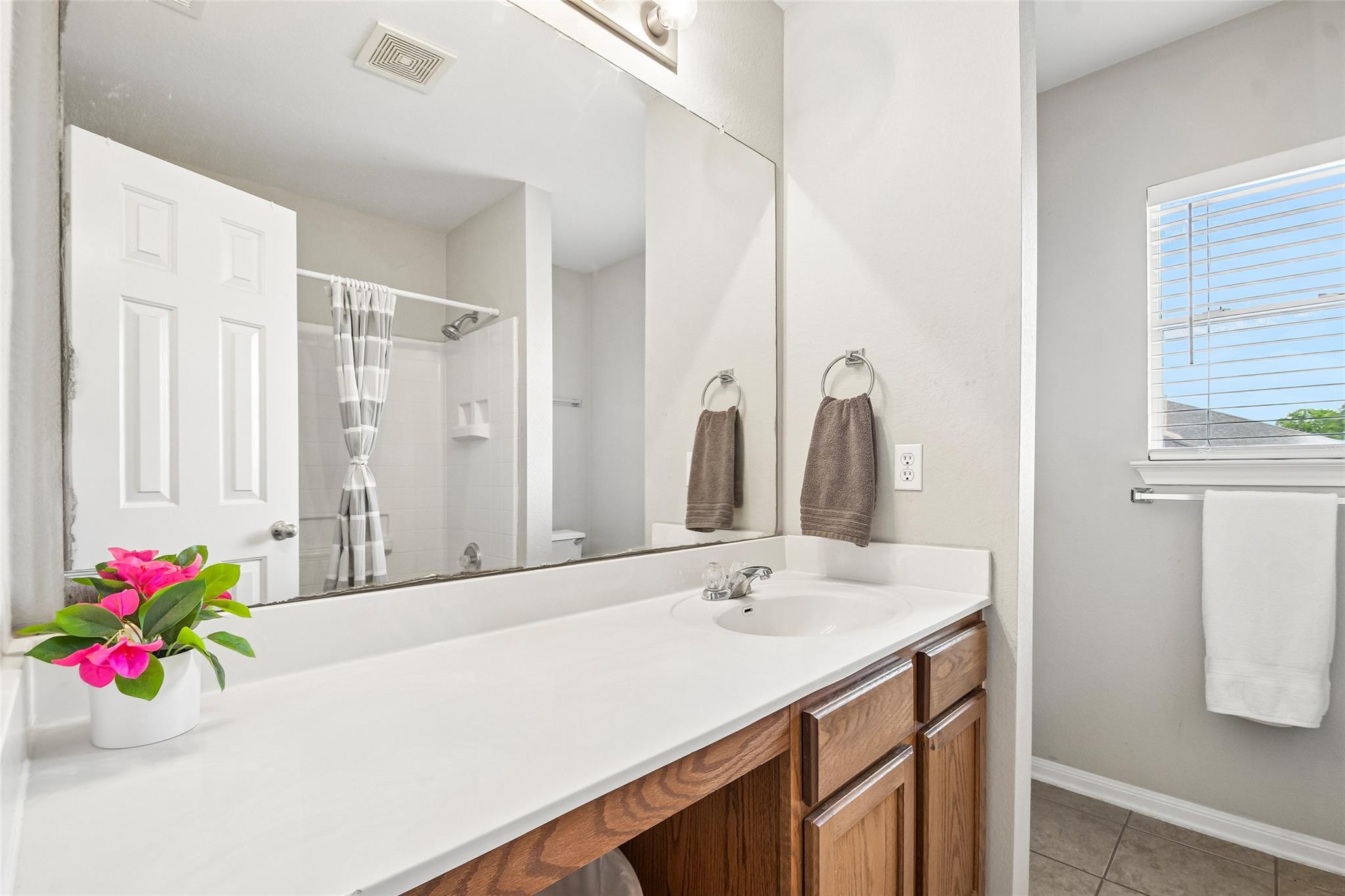 317 Otono Loop Kyle TX 78640