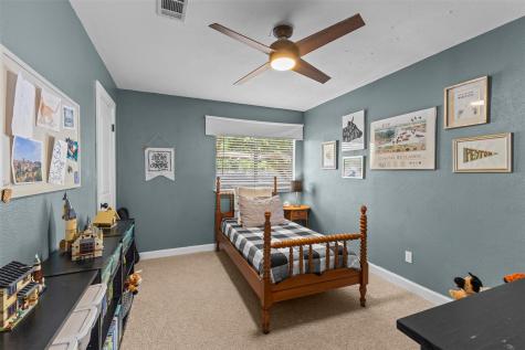 11002 Hillside Oak Lane Austin TX 78750