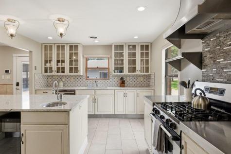 12135 Fitzhugh Road Austin TX 78736