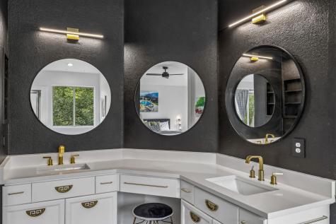 6804 Gabion Drive Austin TX 78749