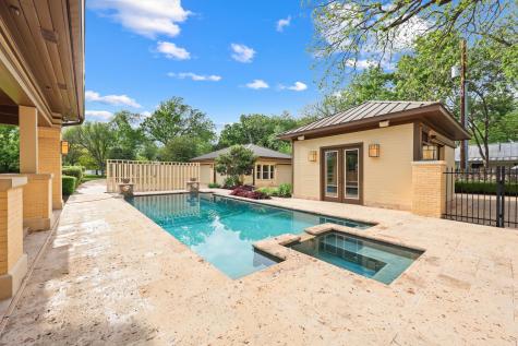 1242 S Austin Avenue Georgetown TX 78626