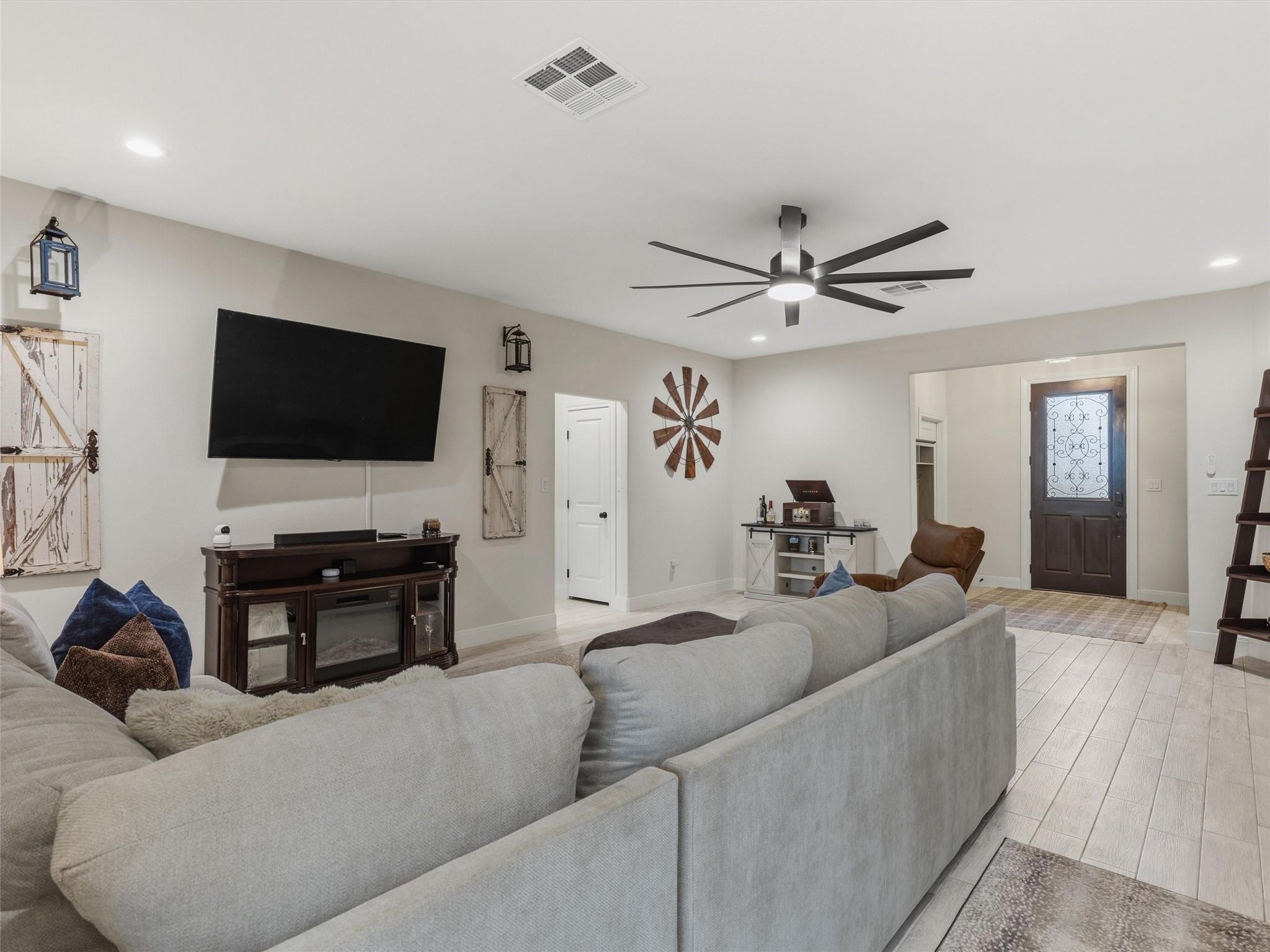 334 Webb Street Smithville TX 78957