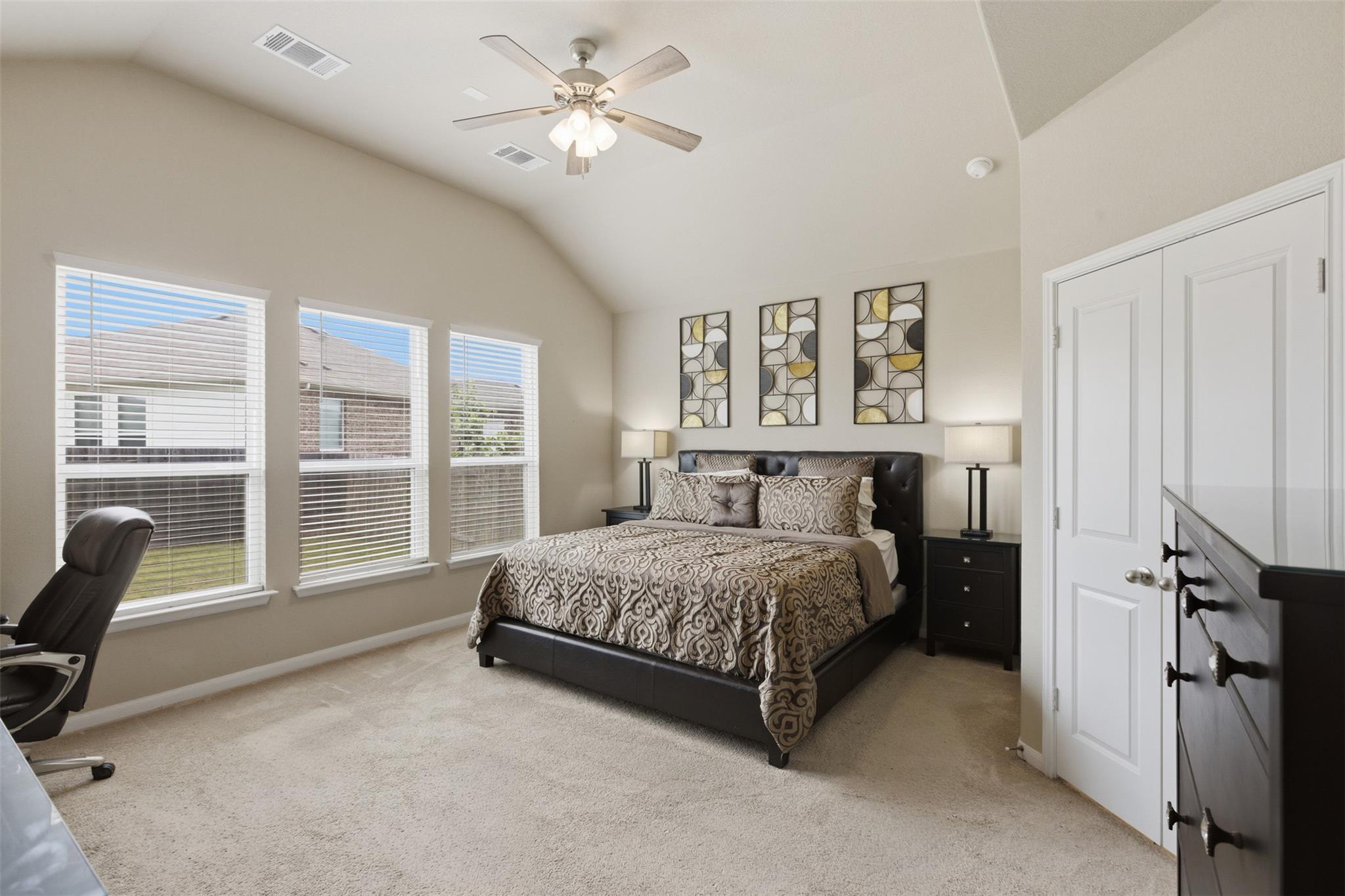 483 Algaroba Loop Buda TX 78610