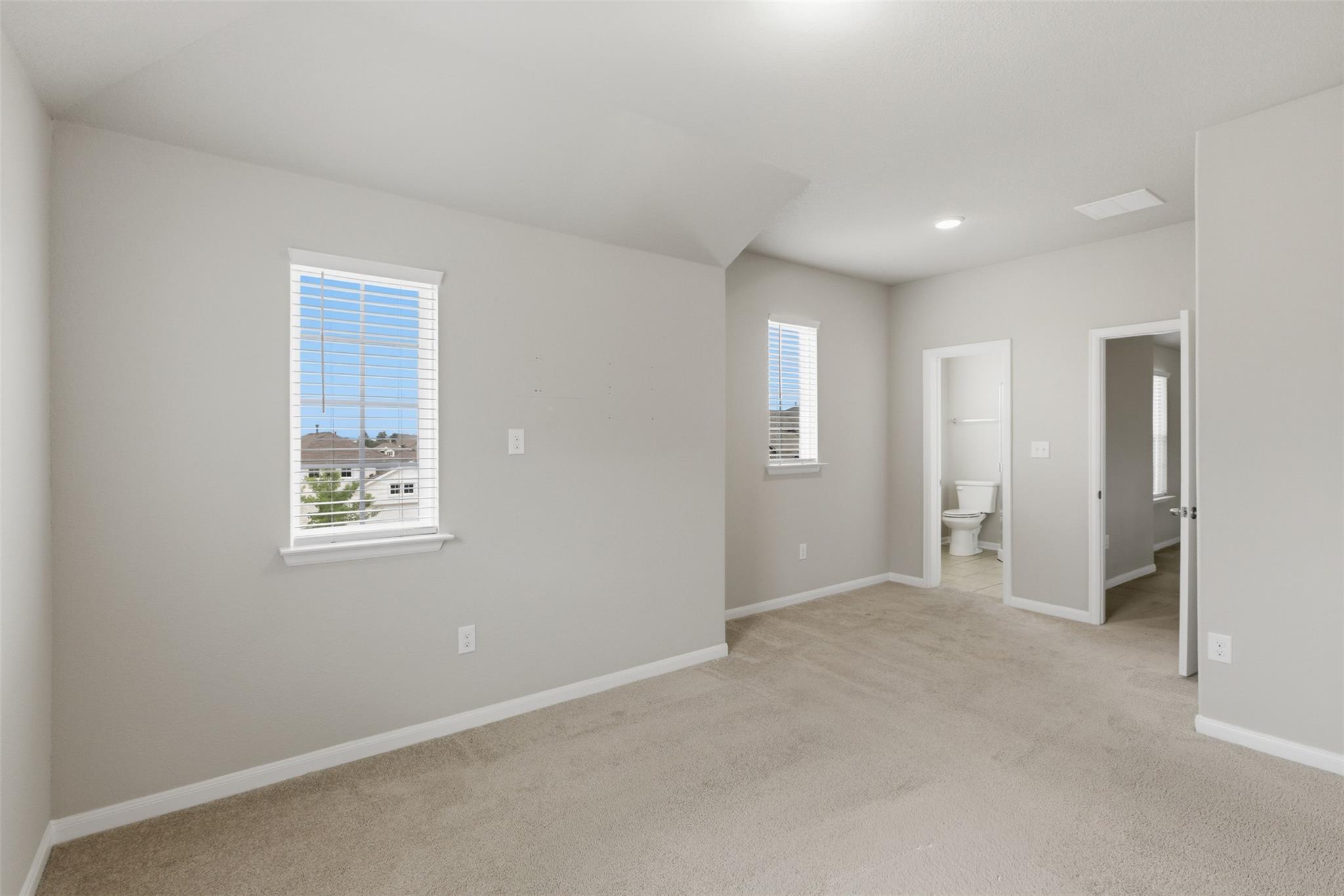 483 Algaroba Loop Buda TX 78610