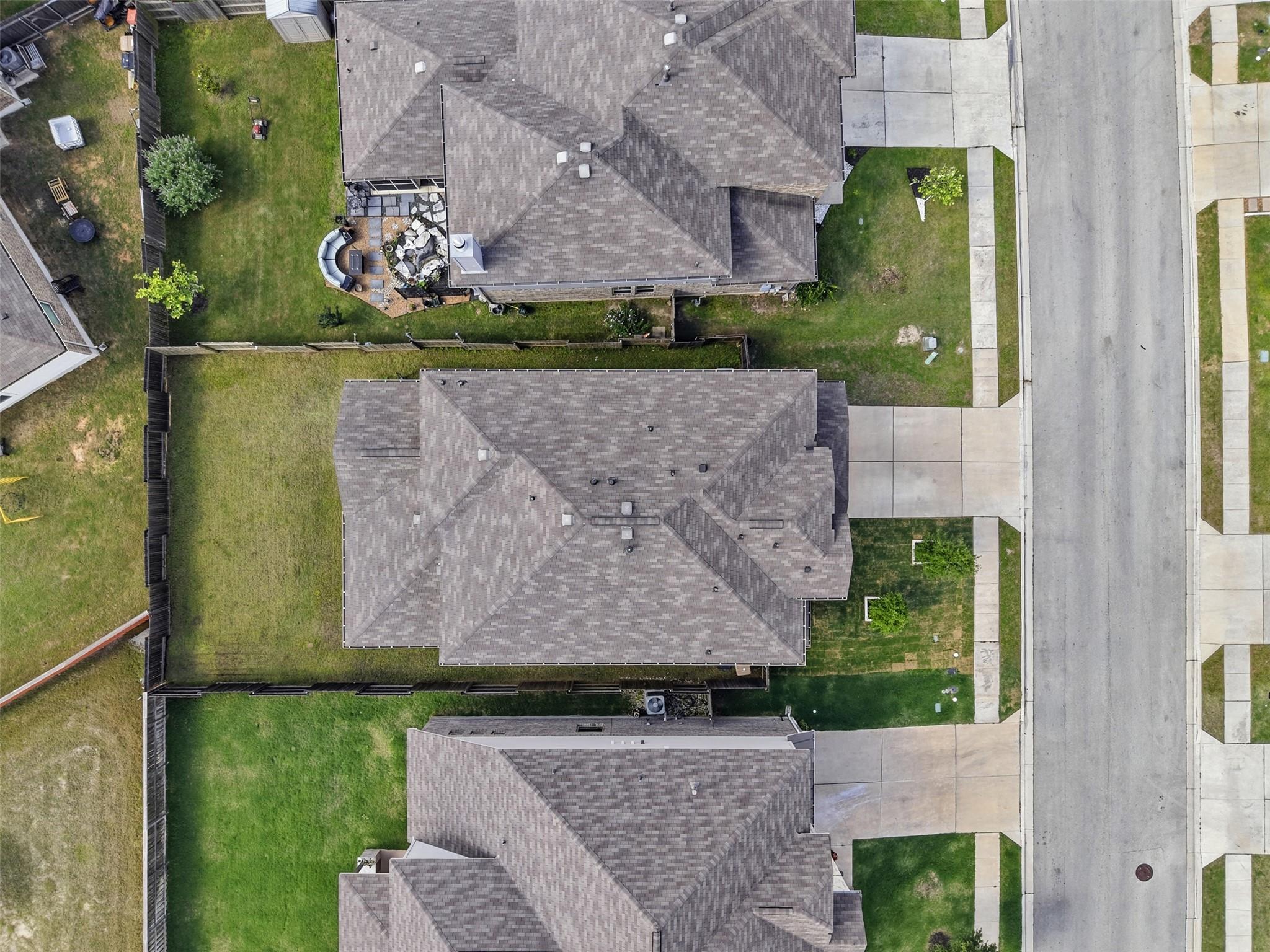 483 Algaroba Loop Buda TX 78610