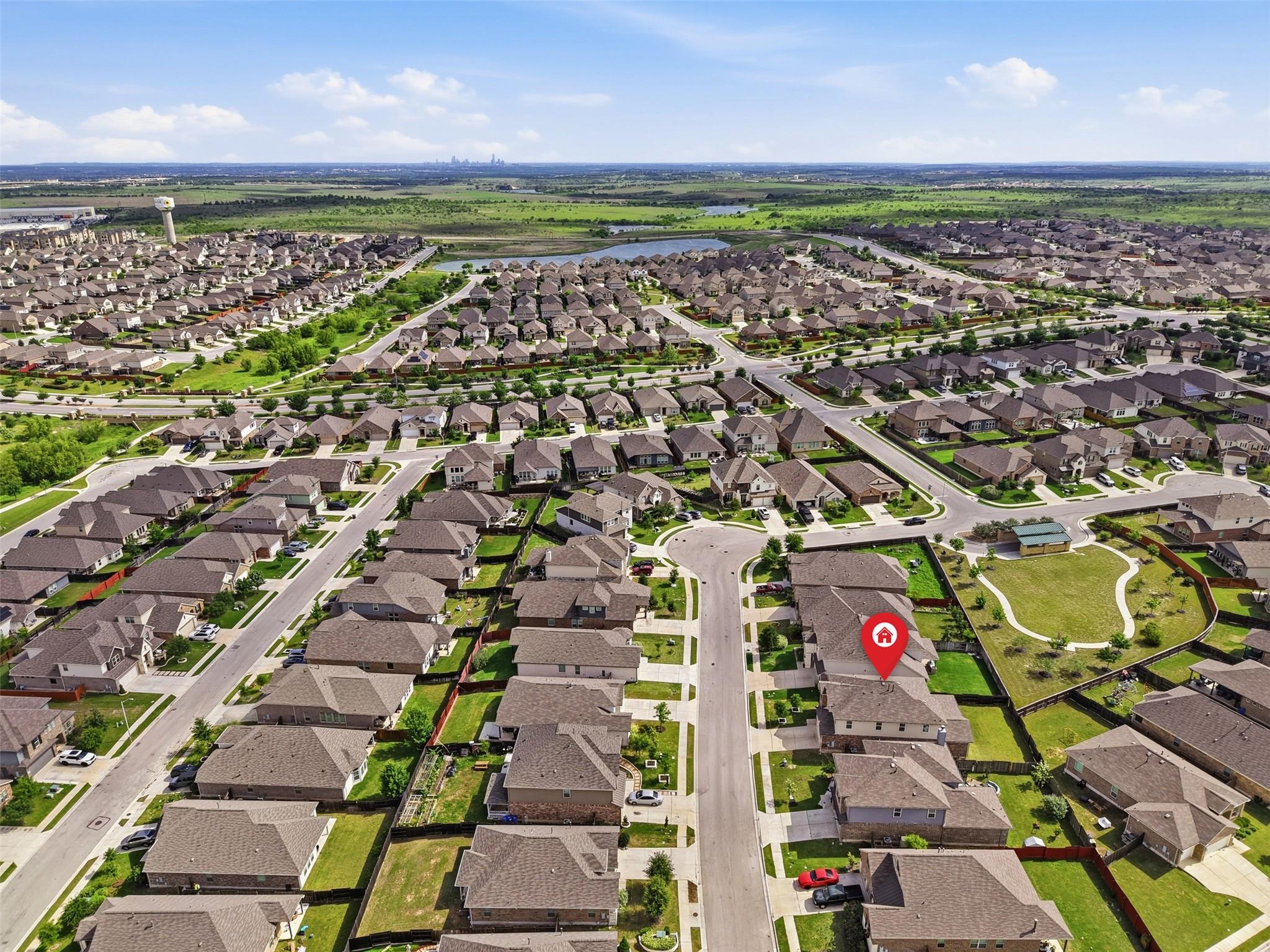 483 Algaroba Loop Buda TX 78610