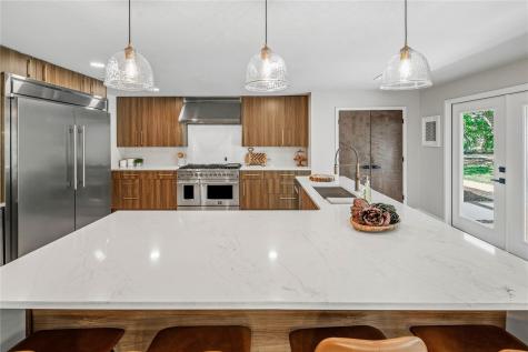 743 S Rosemary Drive Bryan TX 77802