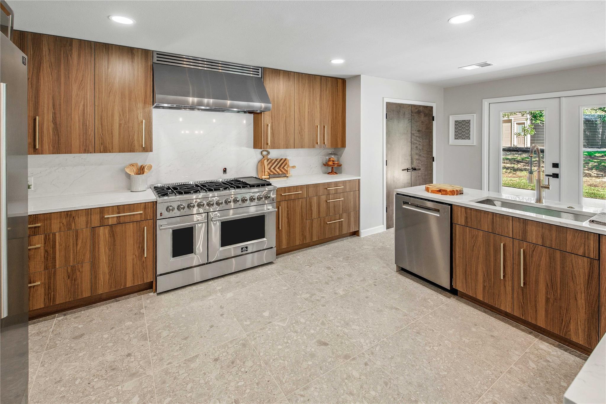 743 S Rosemary Drive Bryan TX 77802