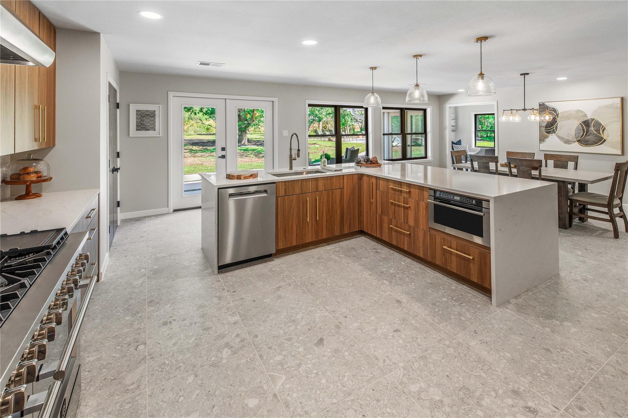 743 S Rosemary Drive Bryan TX 77802
