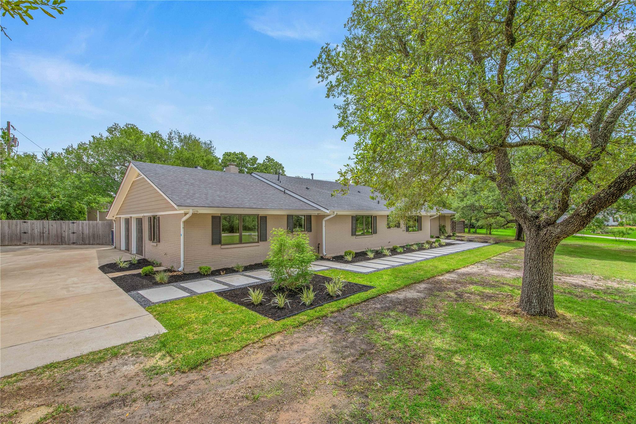 743 S Rosemary Drive Bryan TX 77802