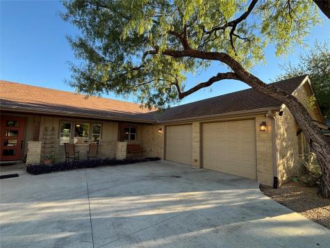 131 Primera Court Kingsland TX 78611