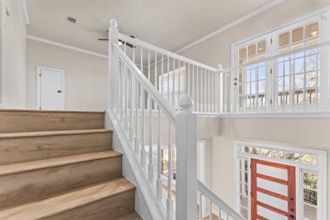 5901 Round Table Cove Austin TX 78746