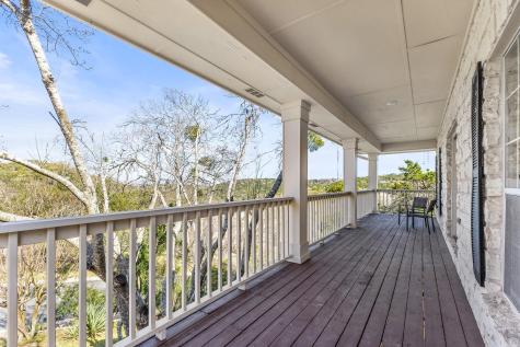 5901 Round Table Cove Austin TX 78746