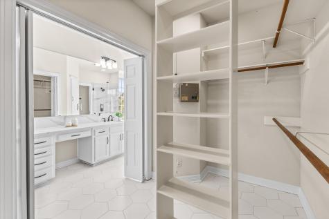5901 Round Table Cove Austin TX 78746