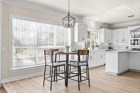 5901 Round Table Cove Austin TX 78746