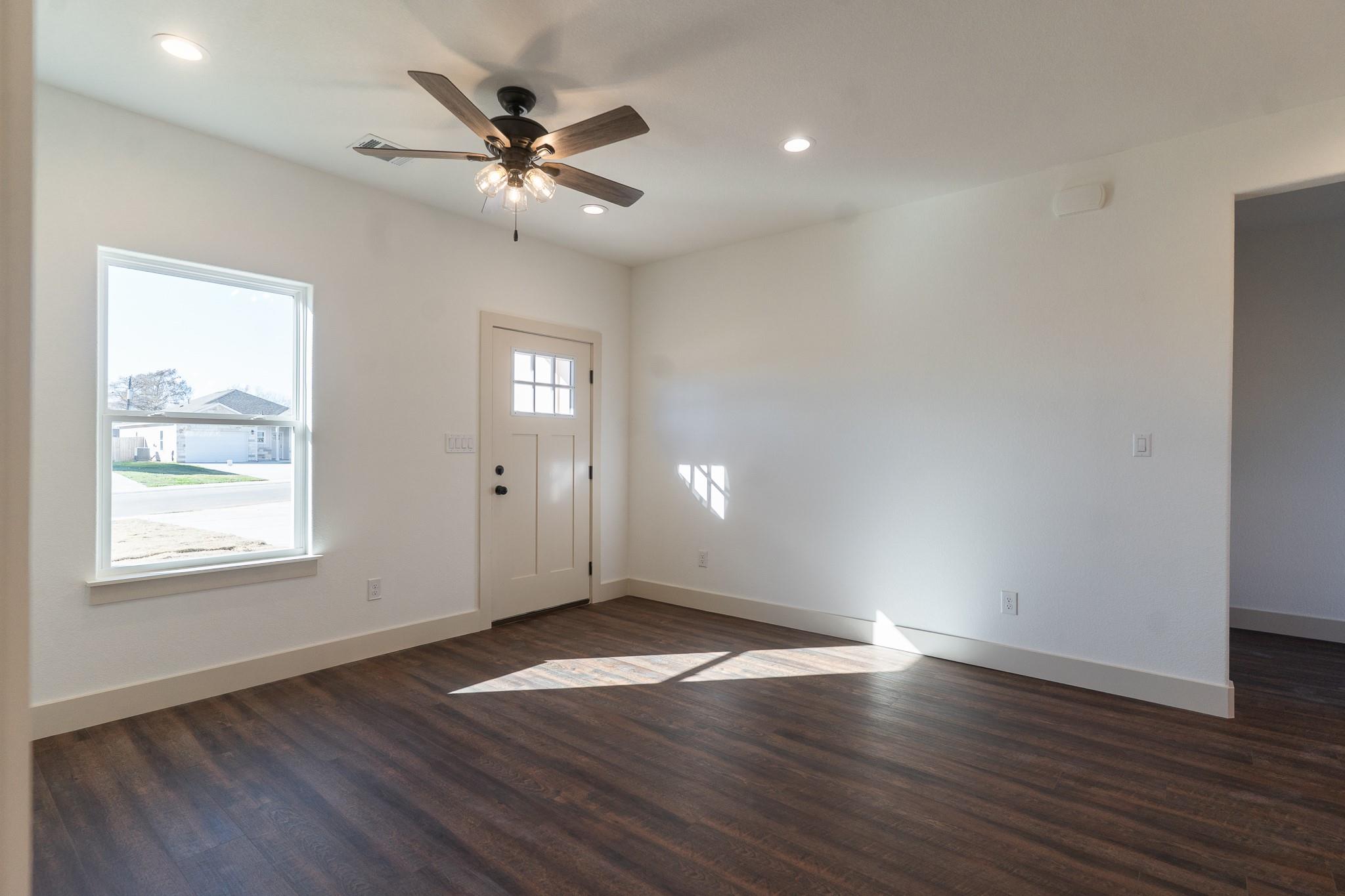 302 String Prairie Way Smithville TX 78957