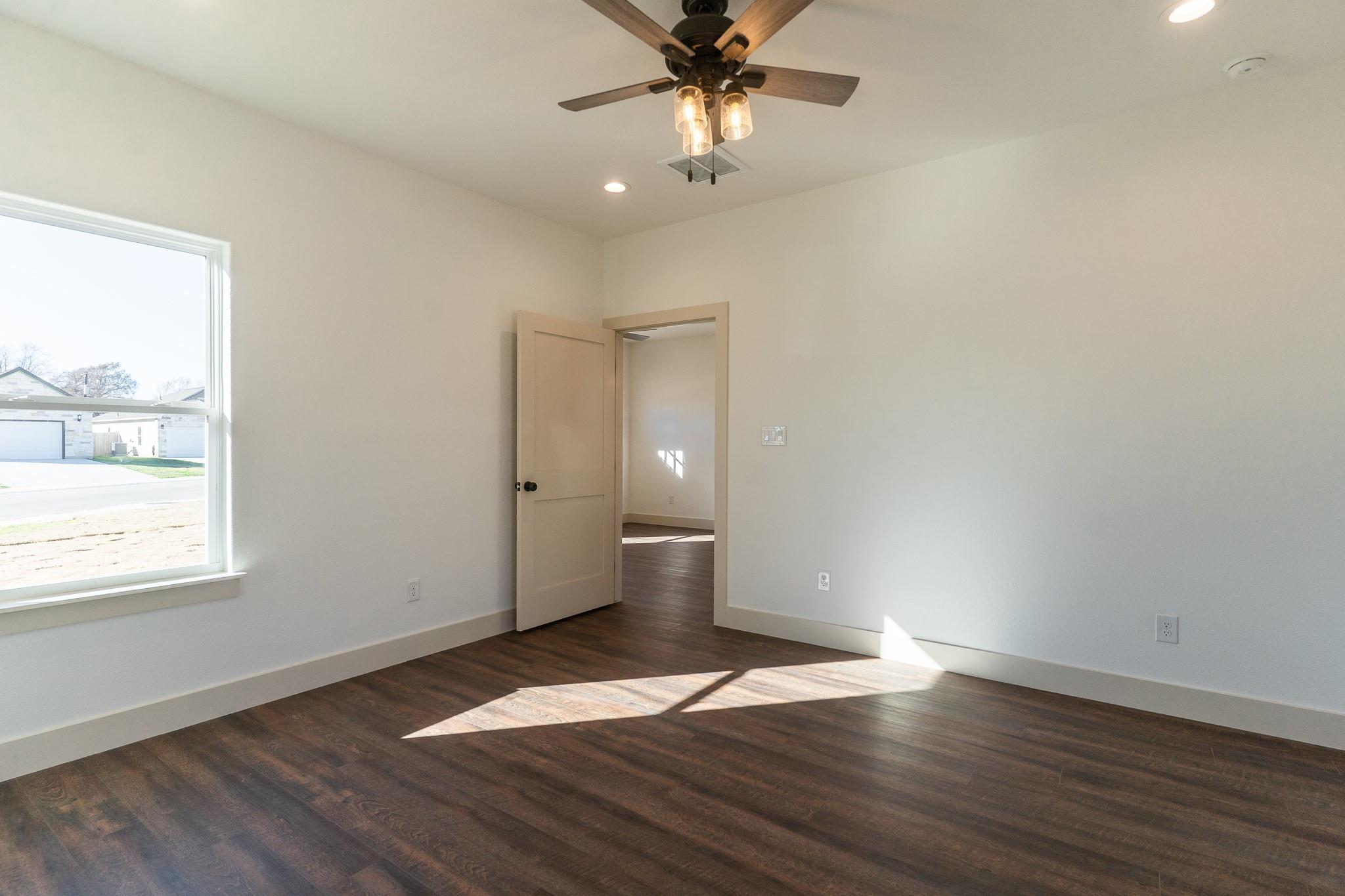 302 String Prairie Way Smithville TX 78957
