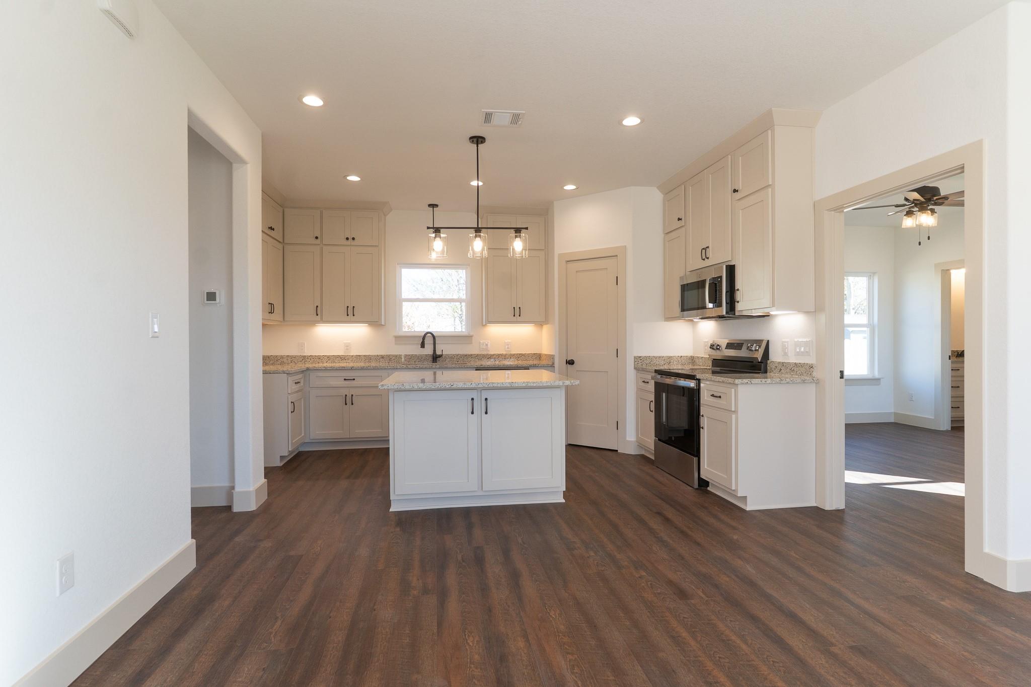 302 String Prairie Way Smithville TX 78957