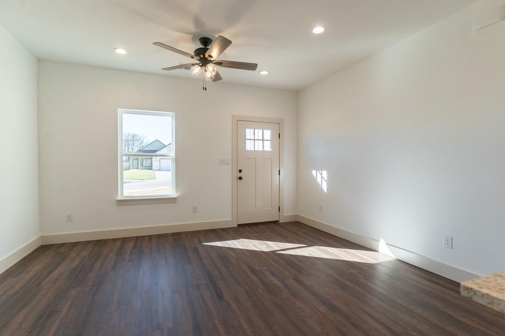 302 String Prairie Way Smithville TX 78957