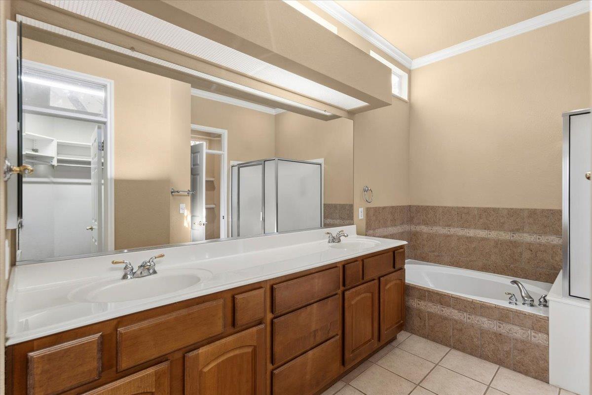 211 Whispering Wind Drive Georgetown TX 78633