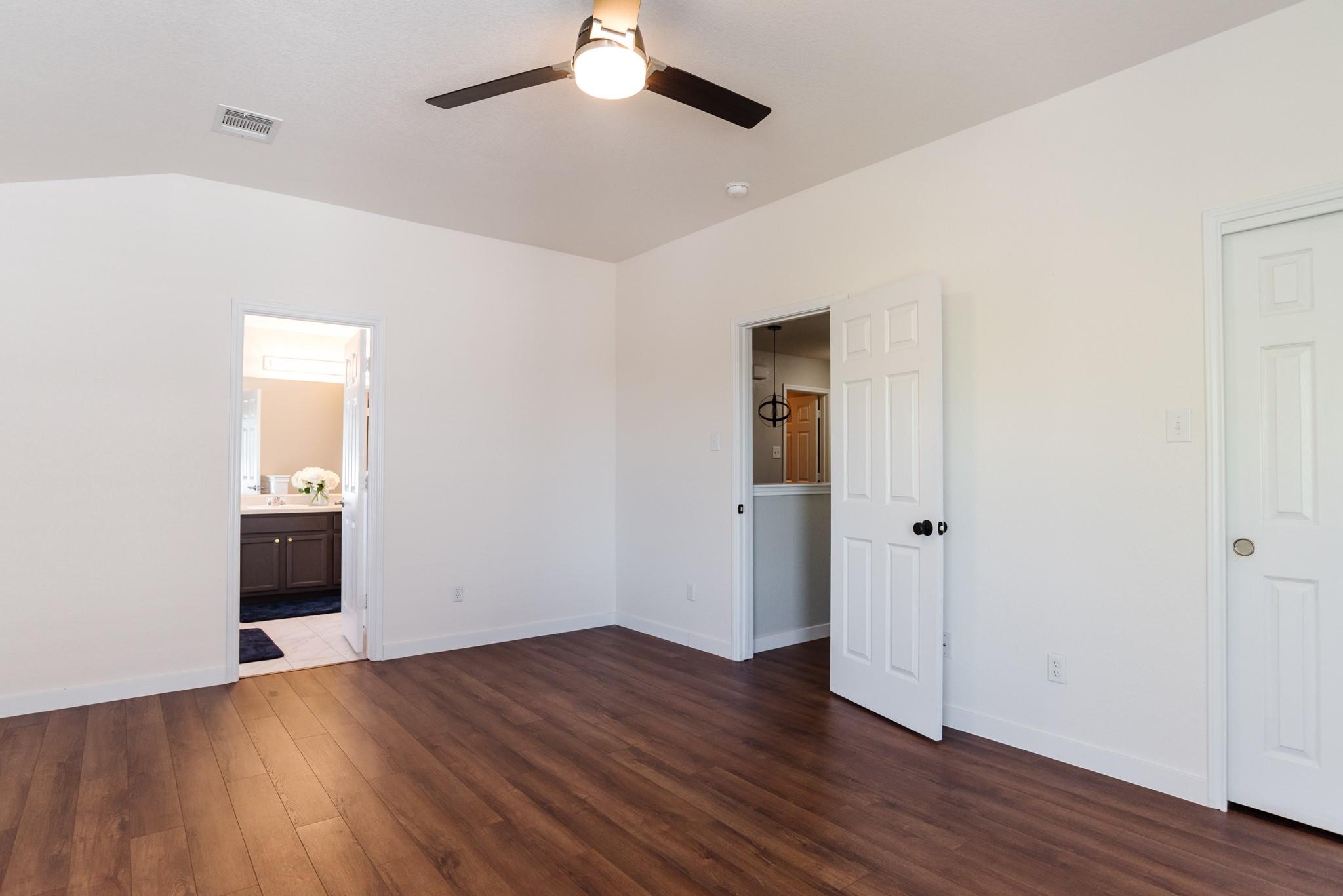 532 Sampson Kyle TX 78640