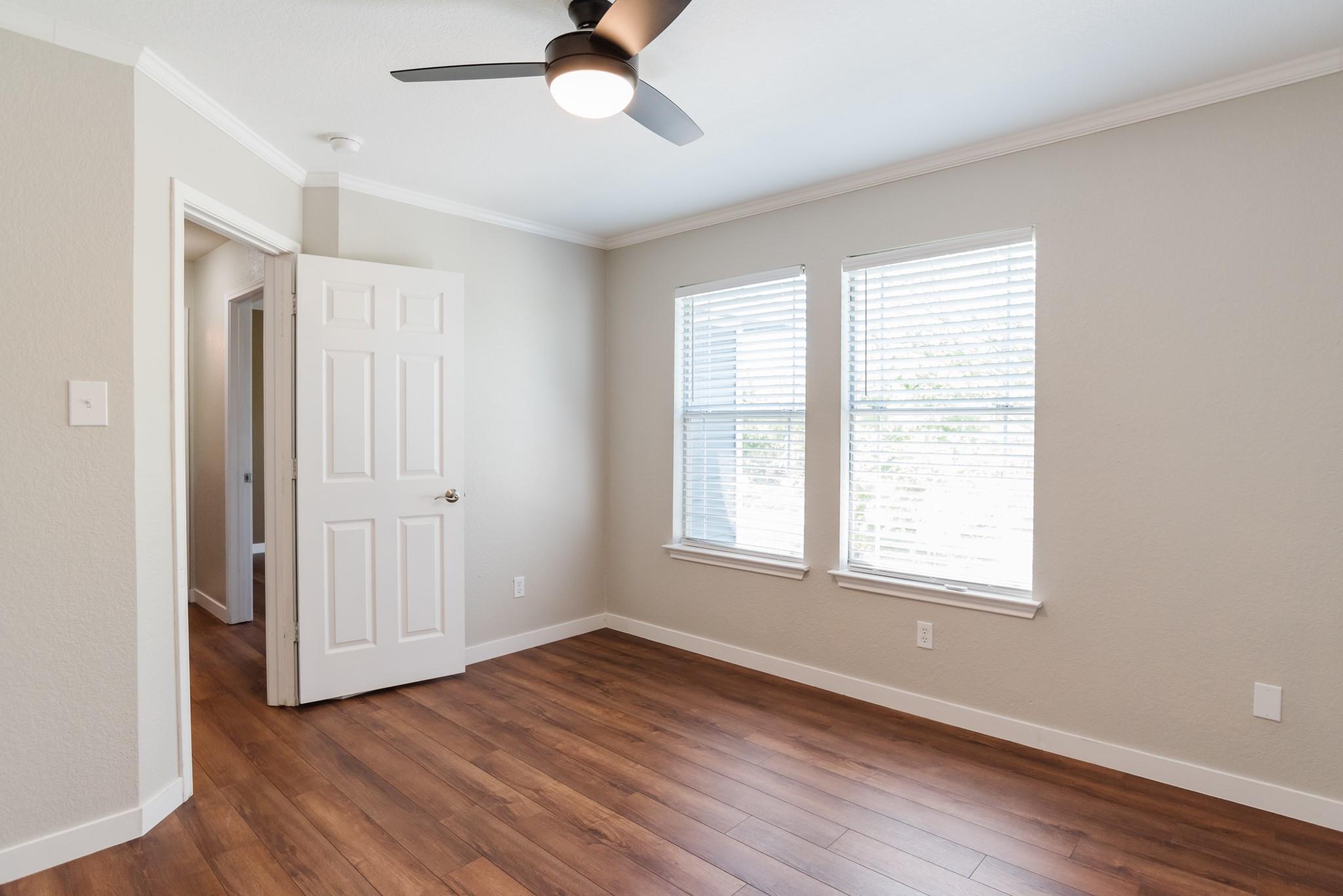 532 Sampson Kyle TX 78640