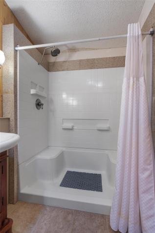 117 Lake View Drive Spicewood TX 78669