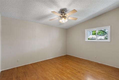 117 Lake View Drive Spicewood TX 78669