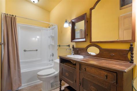 117 Lake View Drive Spicewood TX 78669