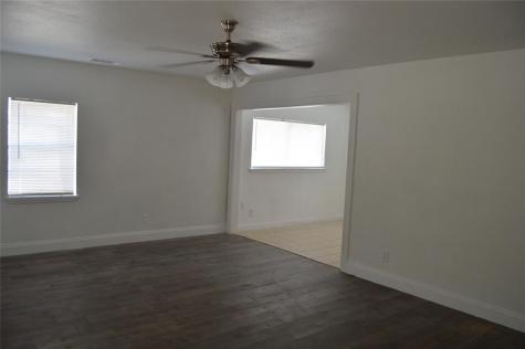 245 Flaming Oak Drive Bastrop TX 78602
