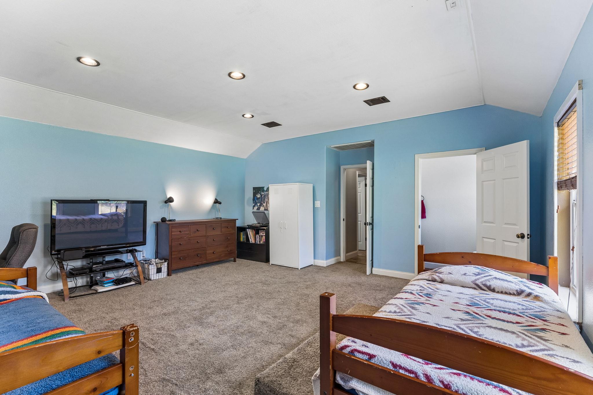 401 Twin Springs Road Georgetown TX 78633