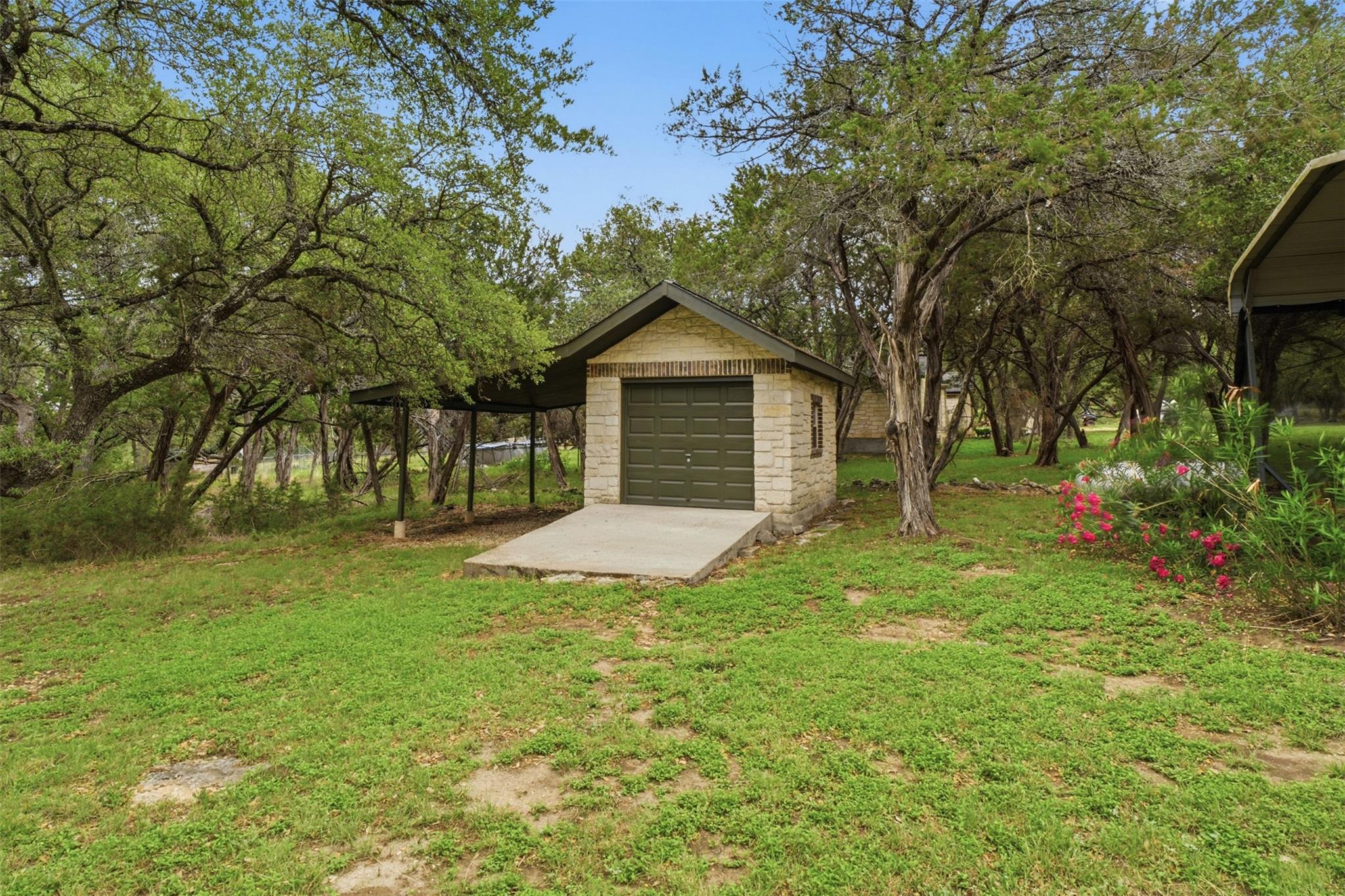 1301 County Road 262 Georgetown TX 78633