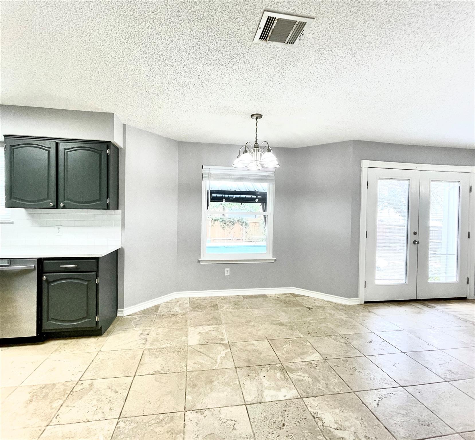 13242 Kerrville Folkway Austin TX 78729