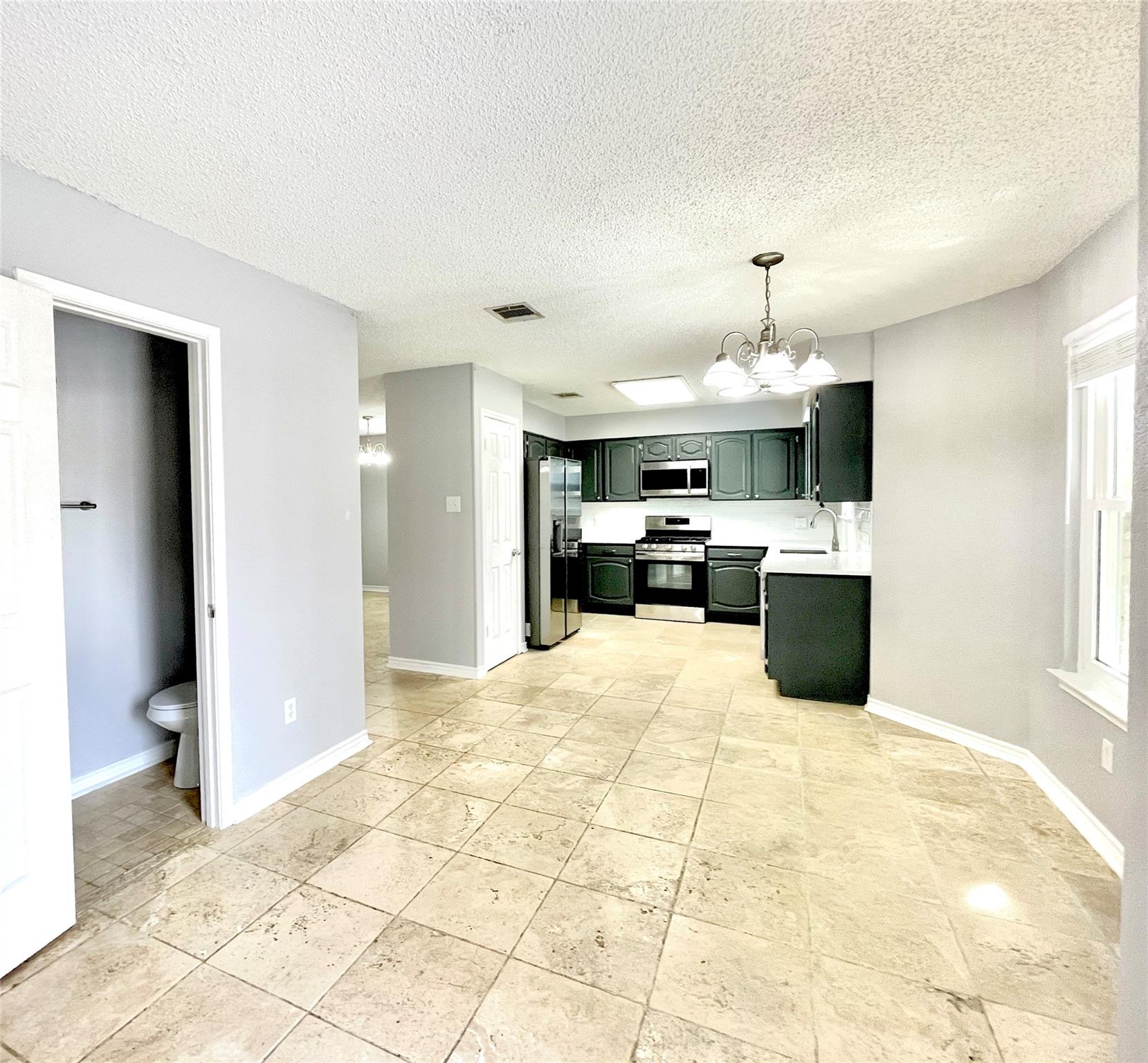 13242 Kerrville Folkway Austin TX 78729