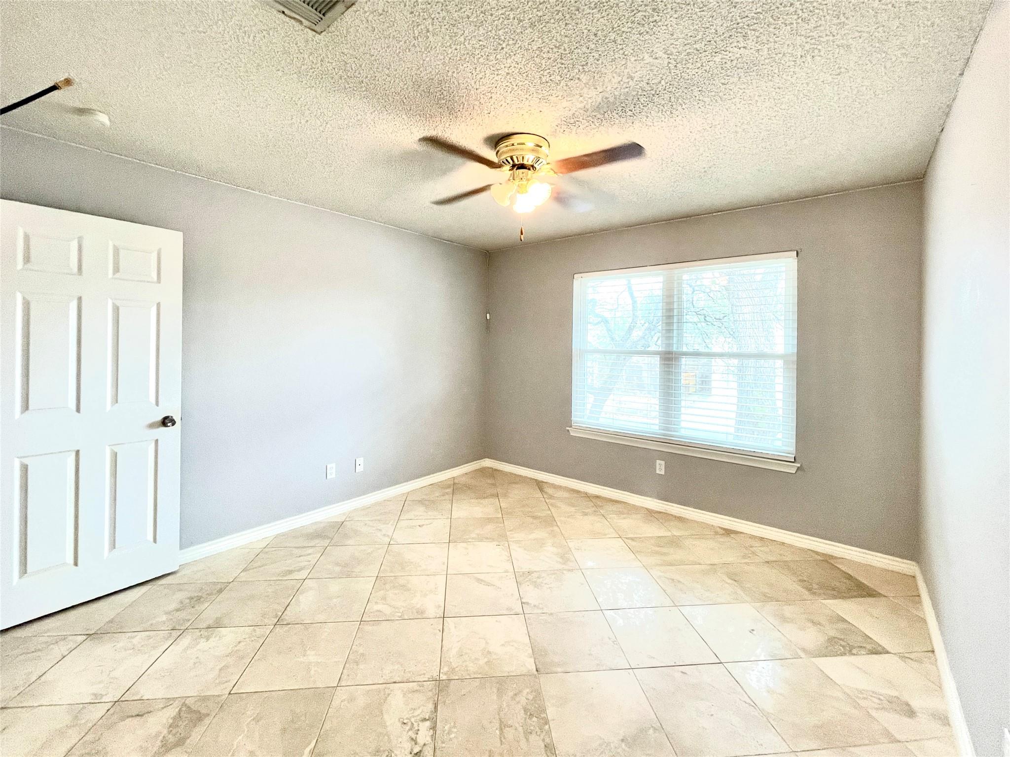 13242 Kerrville Folkway Austin TX 78729