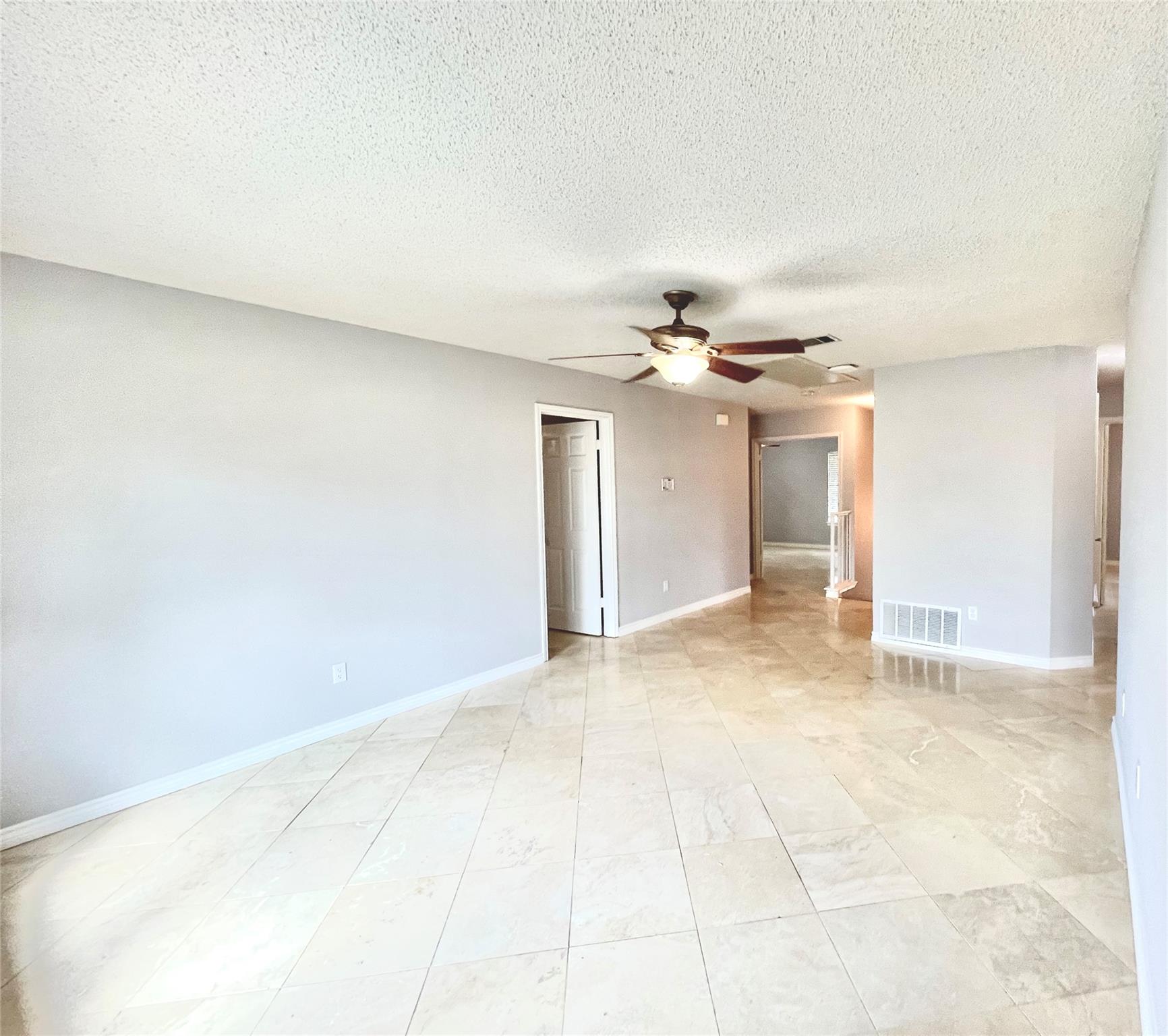 13242 Kerrville Folkway Austin TX 78729