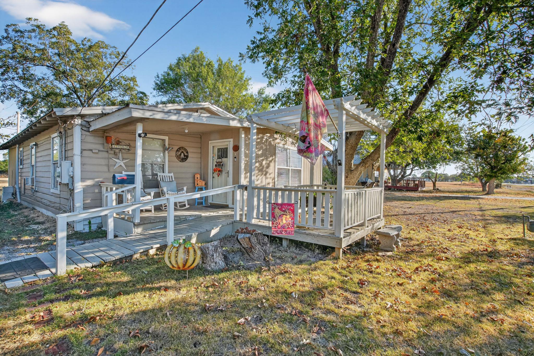 1309 Blackjack Street Lockhart TX 78644