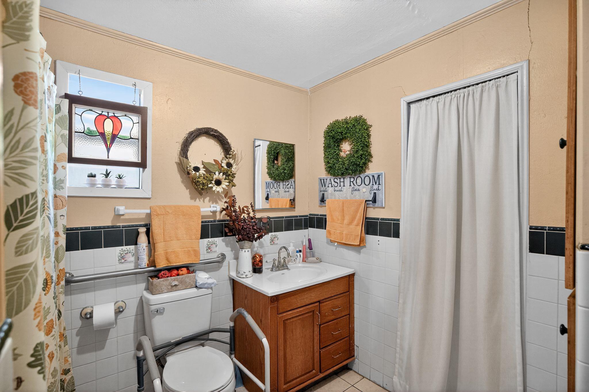 1309 Blackjack Street Lockhart TX 78644