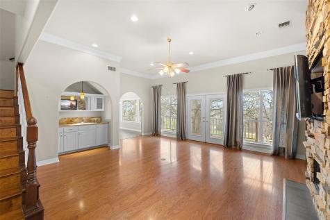 601 Country Club Court La Grange TX 78945