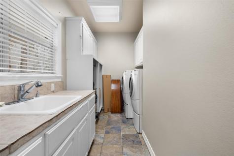 601 Country Club Court La Grange TX 78945
