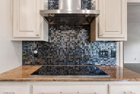112 Spellbrook Lane Lakeway TX 78734