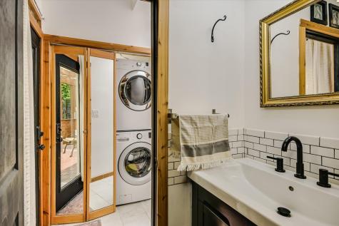 504 Powell Circle Austin TX 78704