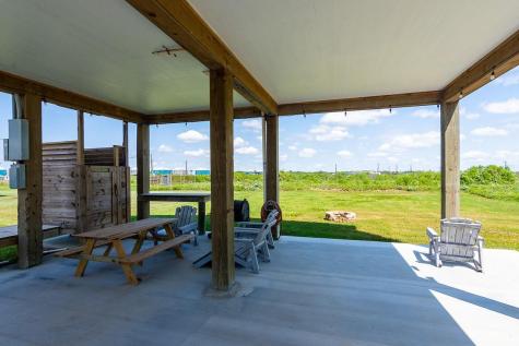 119 Beach Front Drive Matagorda TX 77457