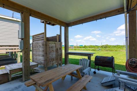119 Beach Front Drive Matagorda TX 77457