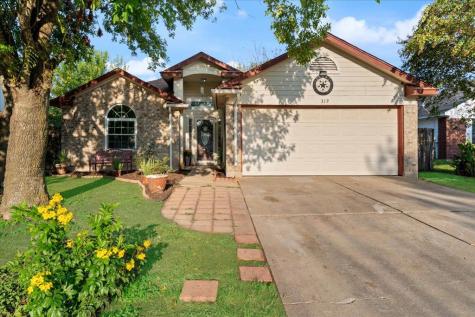 319 Clarks Way Hutto TX 78634